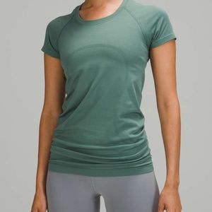 Lululemon Swiftly Tech Short Sleeve 2.0 - Tidewater Teal Size 4
